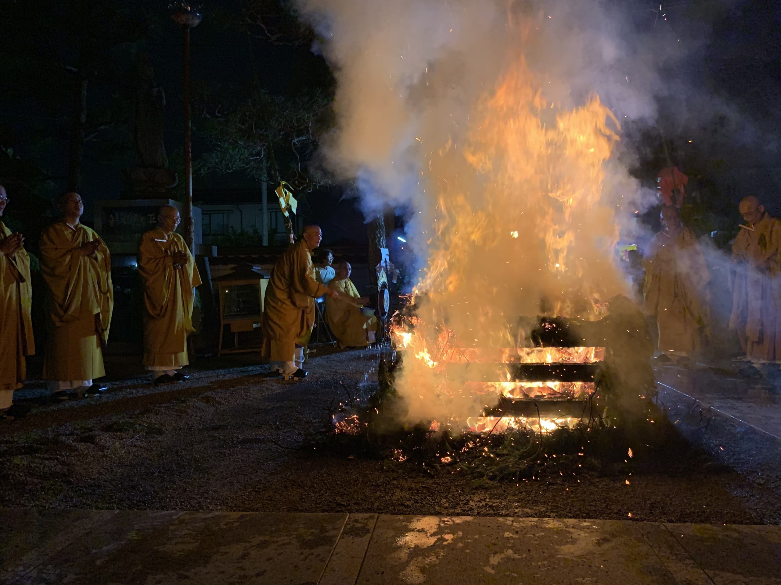 和霊大明神まつり（毎年 7月30日）